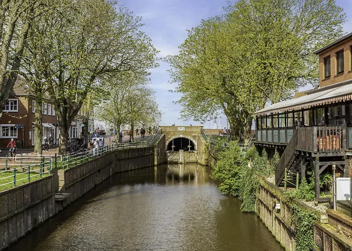 Marion By Interhome * Upleward